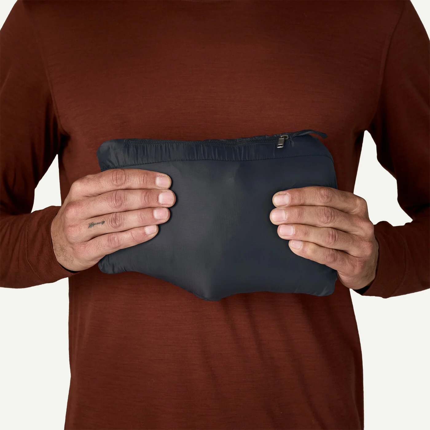 Patagonia Down Sweater Hoody Αντρικό Πουπουλένιο Μπουφάν Black - Image 3